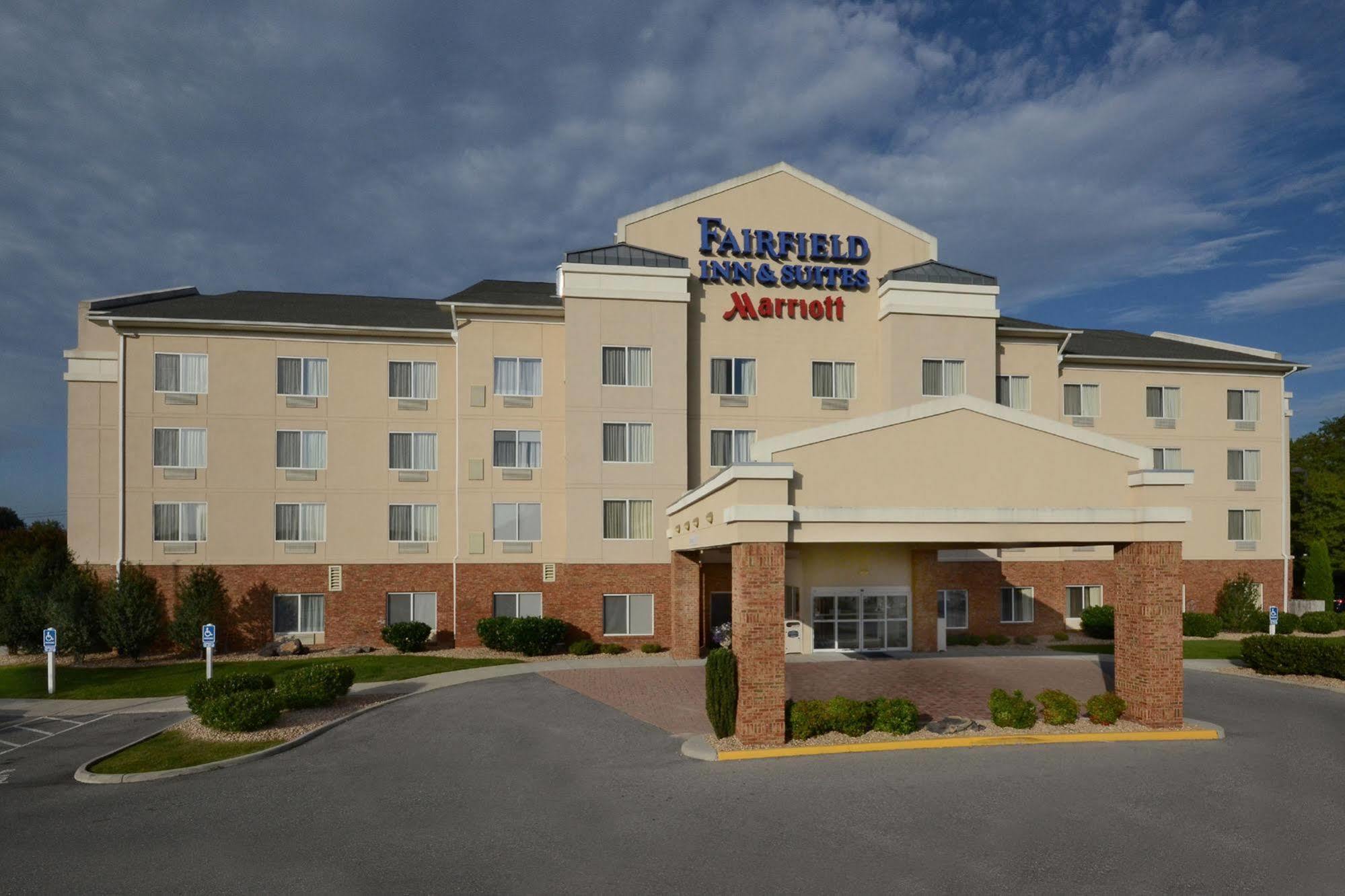 Fairfield Inn & Suites Roanoke Hollins/I-81 Kültér fotó